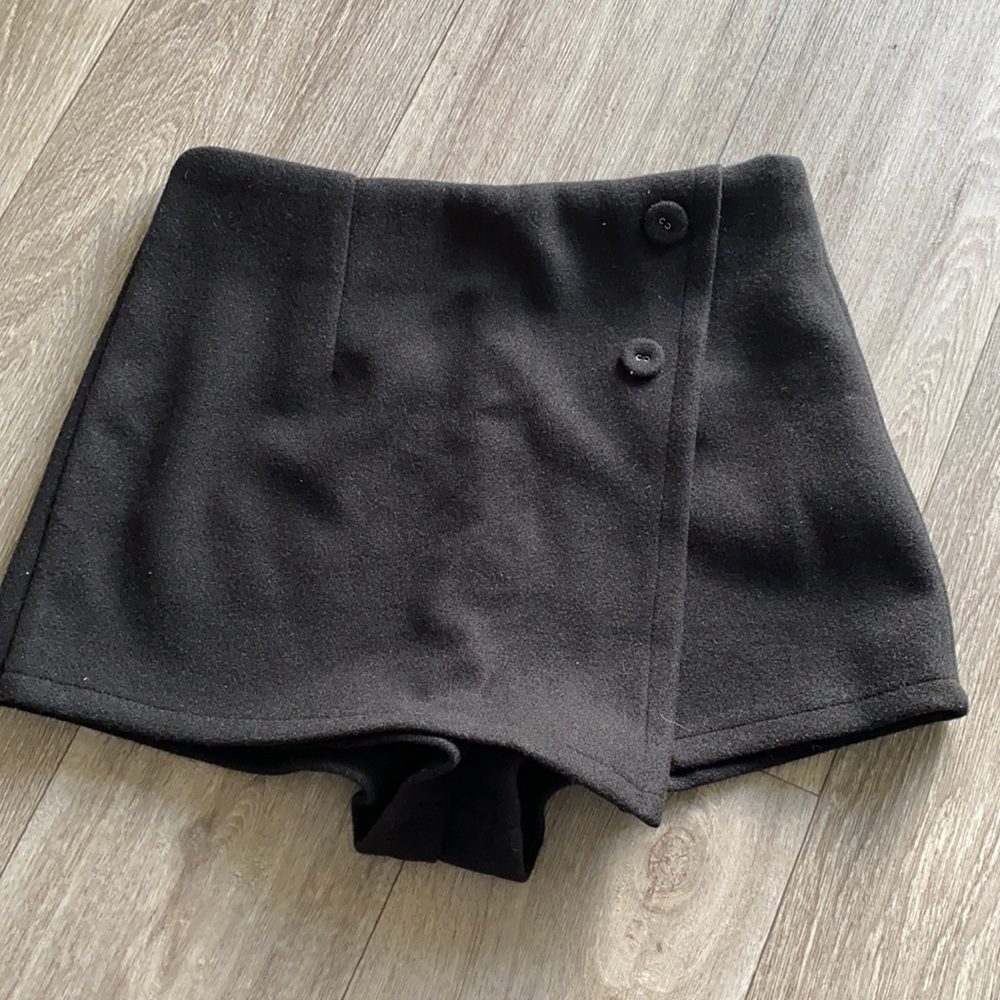 super cute high waisted short